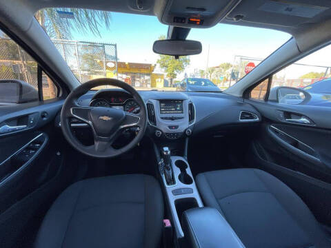 2018 Chevrolet Cruze LS Auto