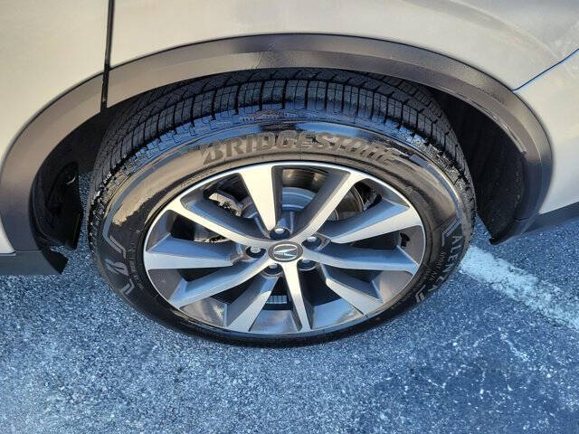 2025 Acura MDX w/Tech