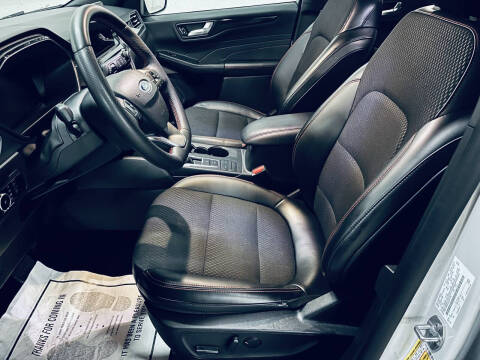 2025 Ford Escape ST-Line Select