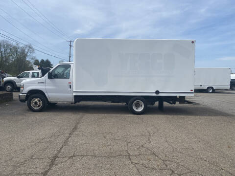 2016 Ford E-Series E-350 SD