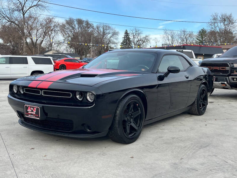 2015 Dodge Challenger SXT