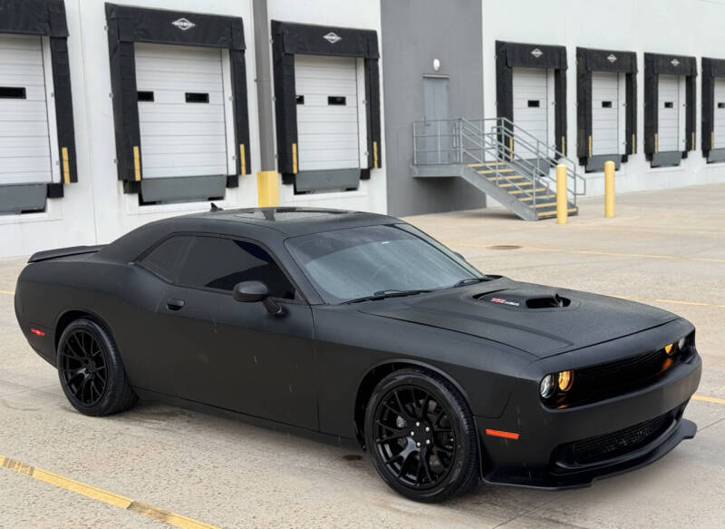 2016 Dodge Challenger 392 HEMI Scat Pack Shaker