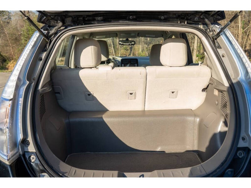 2012 Nissan LEAF SL