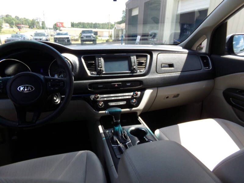 2019 Kia Sedona LX