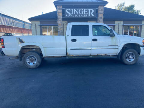 2005 GMC Sierra 2500HD for sale at Singer Auto Sales in Caldwell OH