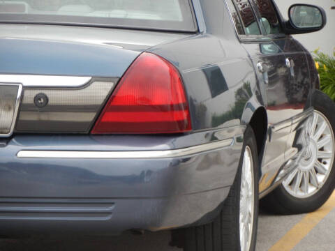 2008 Mercury Grand Marquis LS