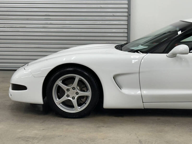 2004 Chevrolet Corvette