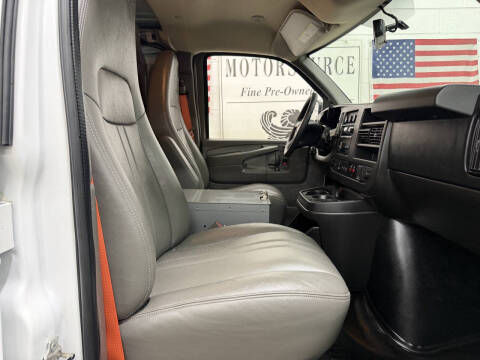 2015 Chevrolet Express 2500