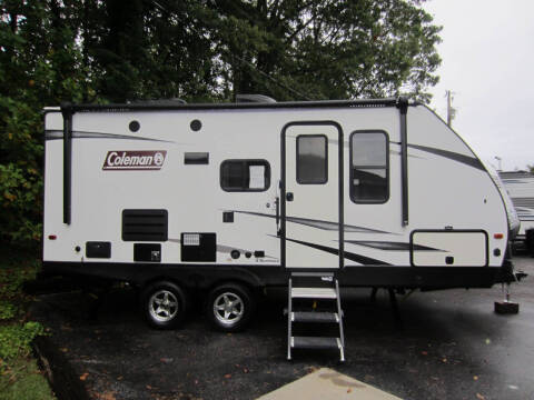 2021 Coleman Light Series 1805RB