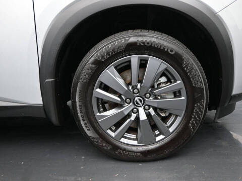 2024 Nissan Pathfinder S