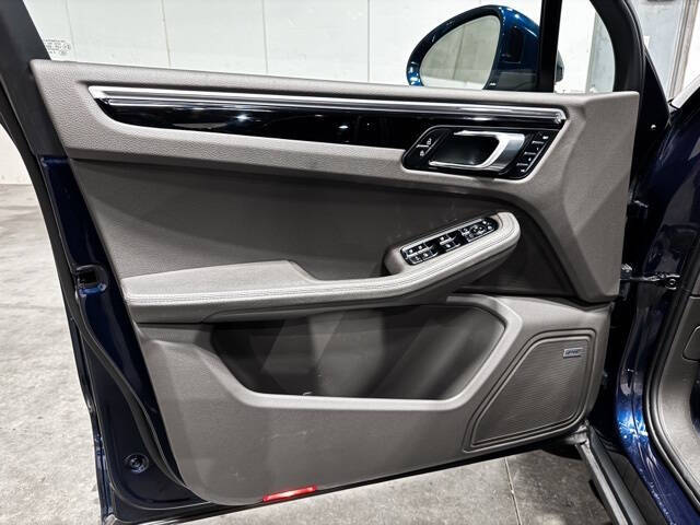 2020 Porsche Macan S