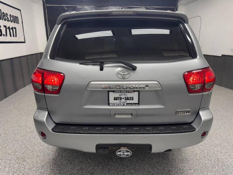 2013 Toyota Sequoia SR5