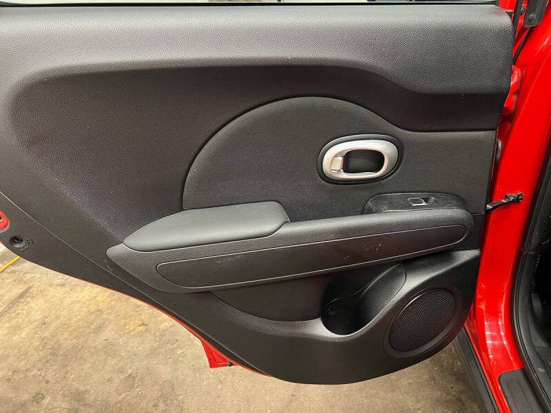 2019 Kia Soul +