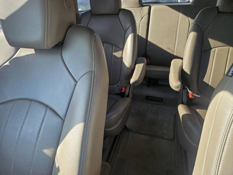 2016 GMC Acadia Denali