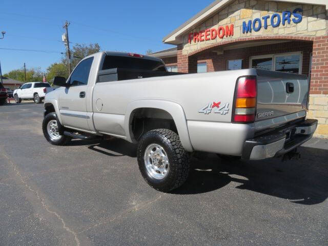 2004 GMC Sierra 2500HD