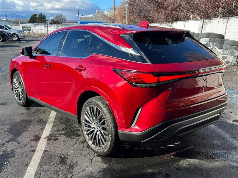 2024 Lexus RX 450h+ Luxury