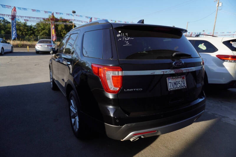 2017 Ford Explorer Limited