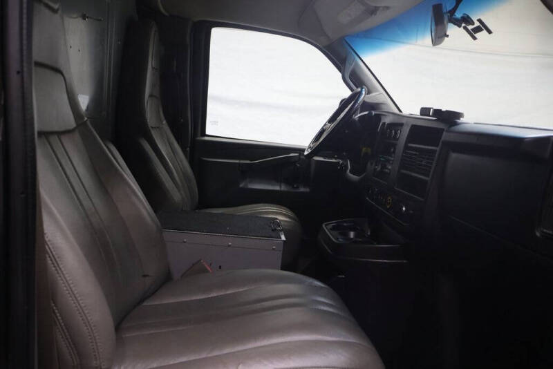 2017 Chevrolet Express 2500