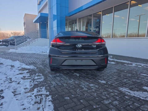 2019 Hyundai Ioniq Hybrid Blue