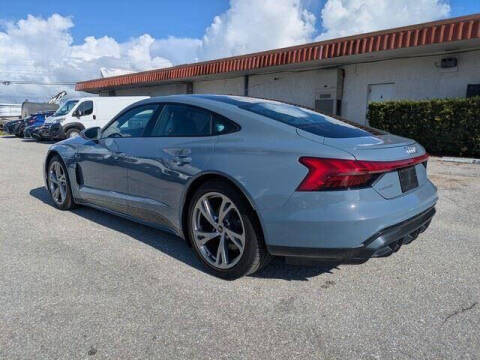 2023 Audi e-tron GT quattro Premium Plus