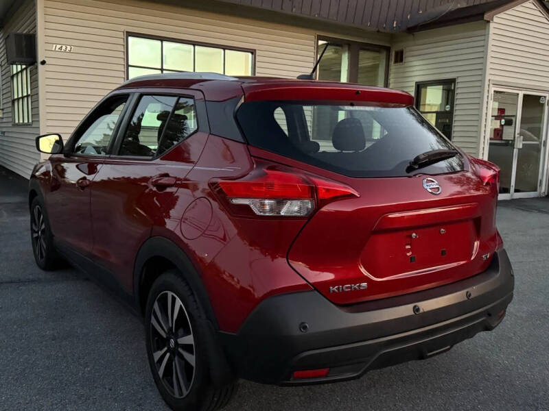 2020 Nissan Kicks SV