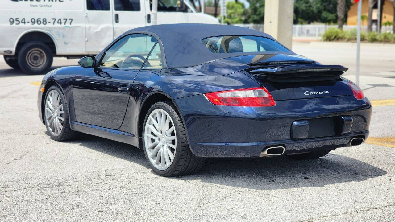 2006 PORSCHE 911 Convertible - $28,999