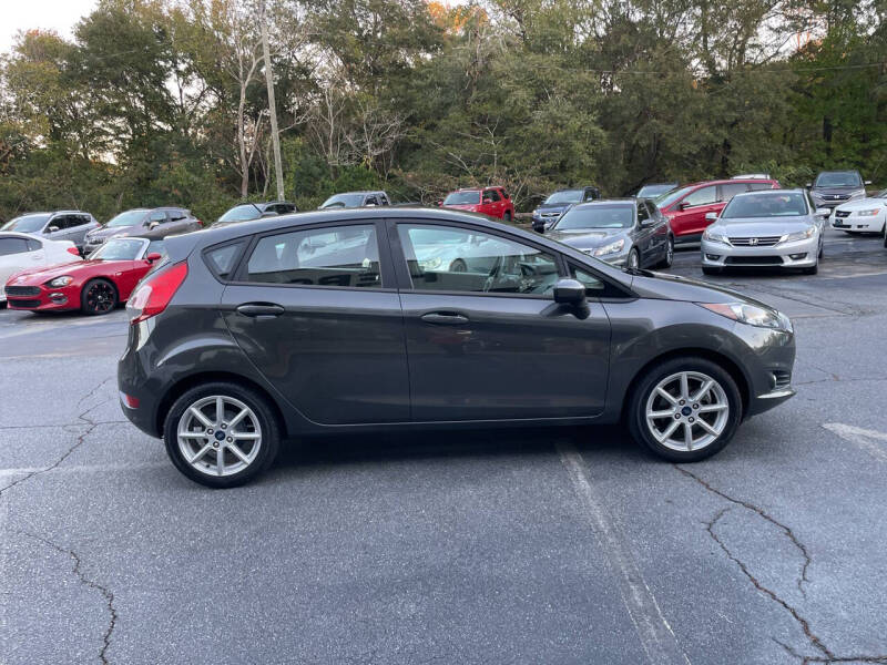 2019 Ford Fiesta SE photo 5