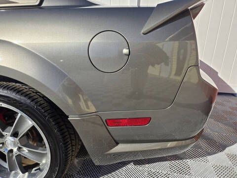 2005 Ford Mustang GT Premium