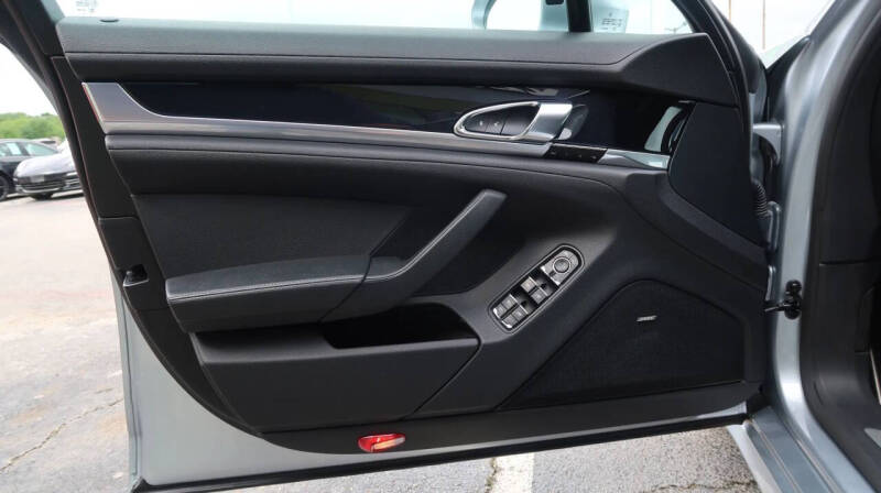 2015 Porsche Panamera