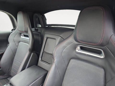 2018 Jaguar F-TYPE R-Dynamic