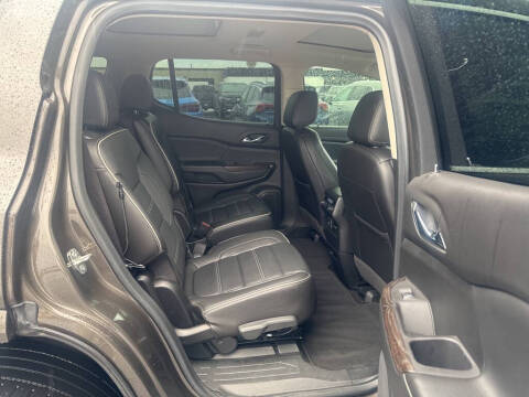 2020 GMC Acadia Denali