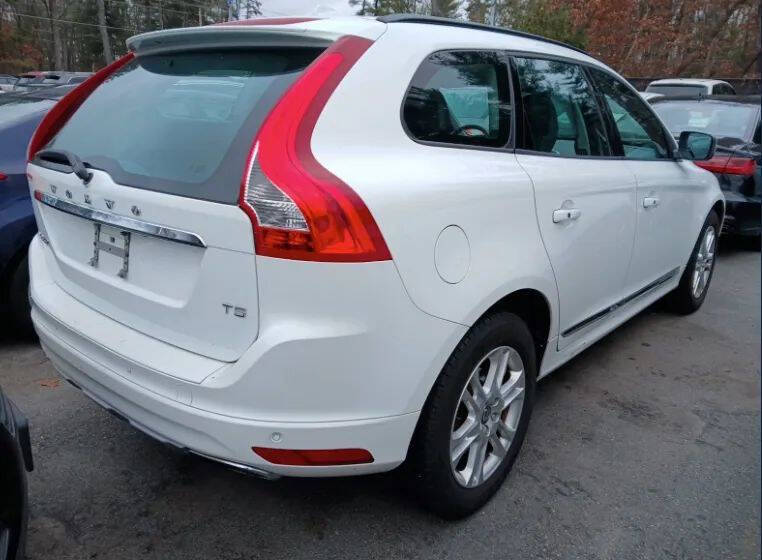 2016 Volvo XC60 T5 Drive-E