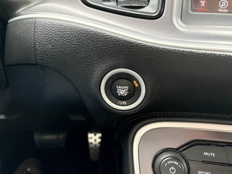 2020 Dodge Challenger SXT