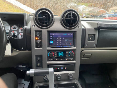 2004 HUMMER H2 Lux Series