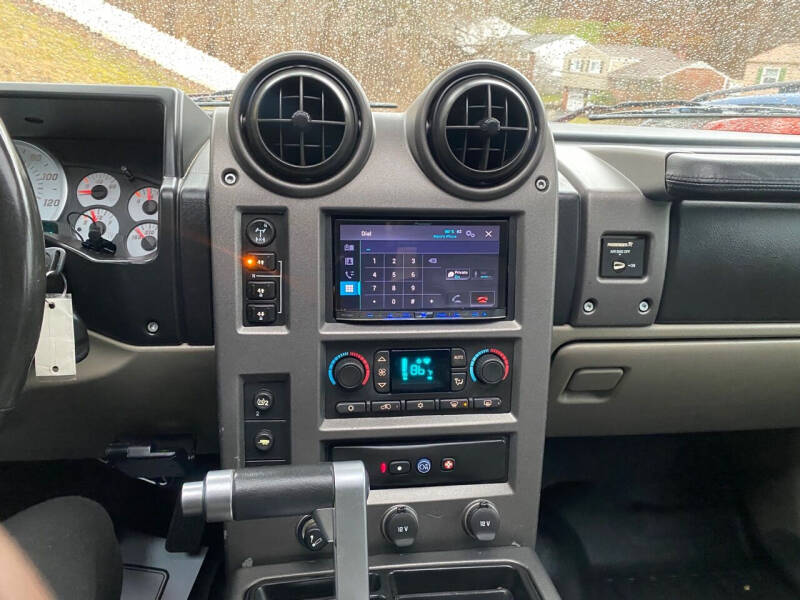 2004 HUMMER H2 Lux Series