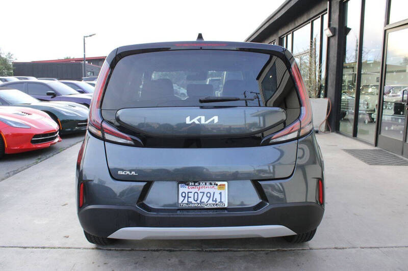 2023 Kia Soul LX