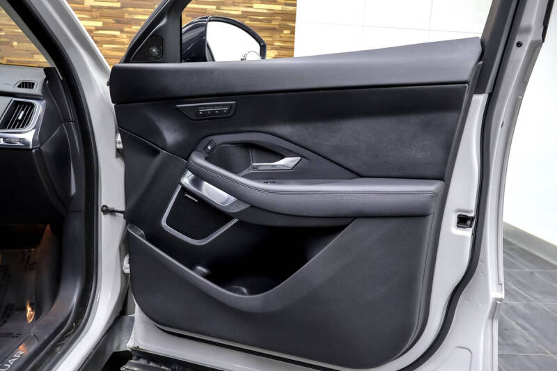 2020 Jaguar E-PACE P250