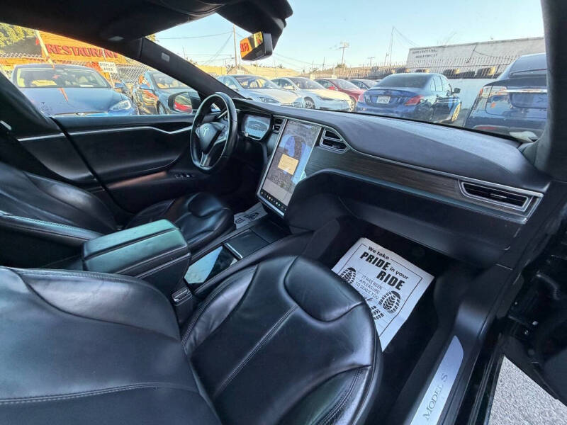 2015 Tesla Model S 70