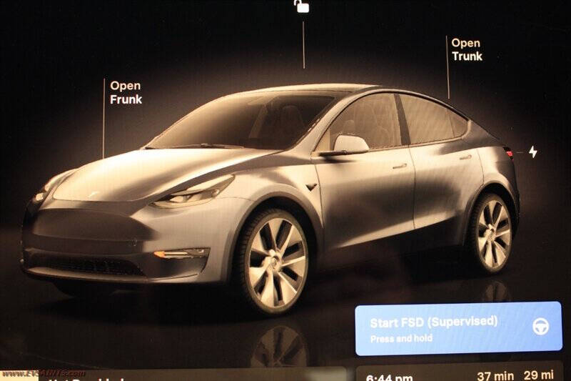 2023 Tesla Model Y Long Range