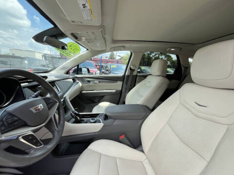 2024 Cadillac XT5 Premium Luxury