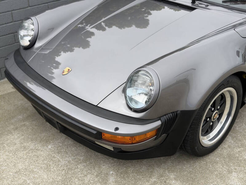 1985 Porsche 911 Carrera