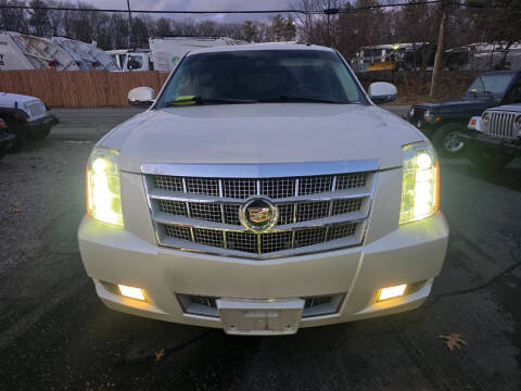 2013 Cadillac Escalade Platinum Edition