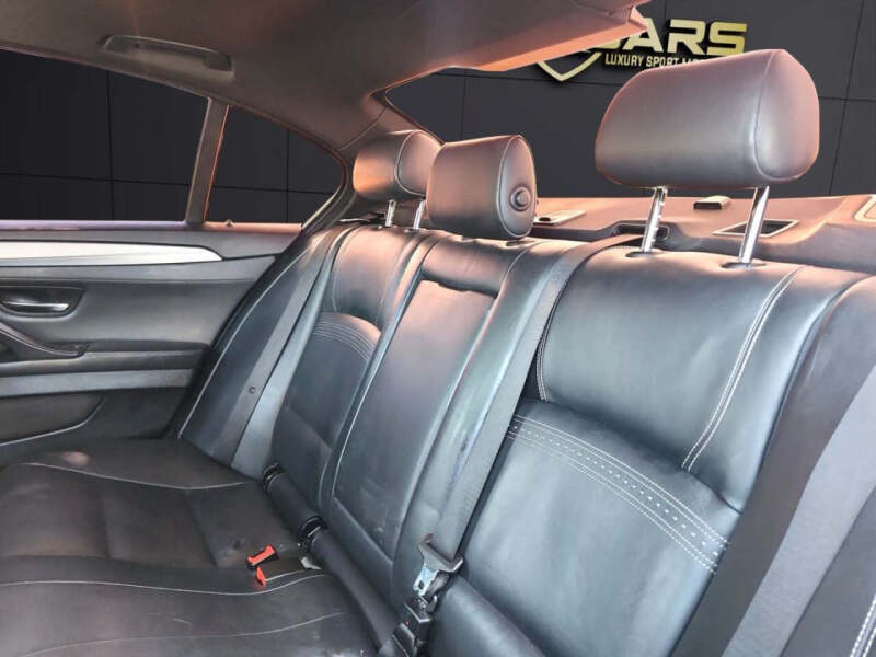 2015 BMW 5 Series 528i