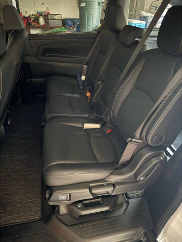 2019 Toyota Prius LE AWD-e