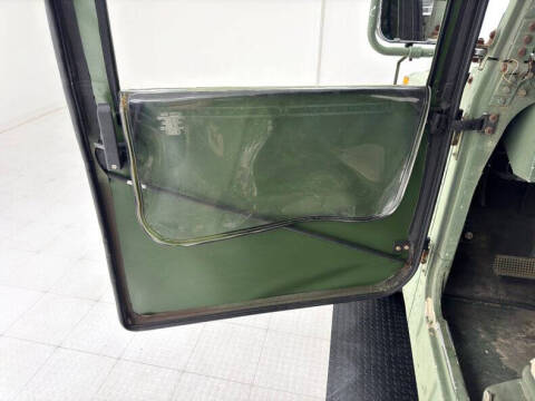 1986 AM General Hummer