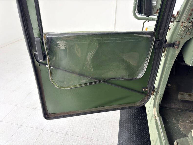 1986 AM General Hummer