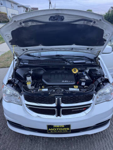 2016 Dodge Grand Caravan SXT Plus