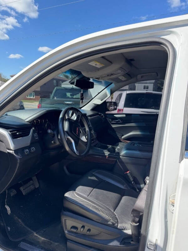 2016 GMC Yukon XL SLT