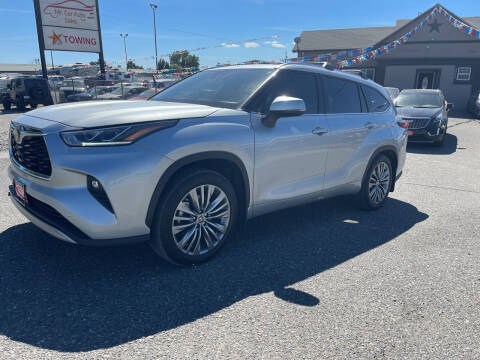 2021 Toyota Highlander for sale at Mr. Car Auto Sales in Pasco WA