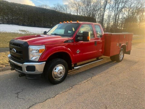 2011 Ford F-350 Super Duty for sale at CLASSIC AUTO SALES in Holliston MA